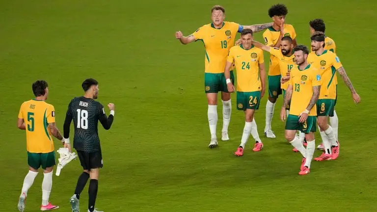 2026年世界杯:巴拉圭0-0澳大利亚 - 三藩市的平局让澳大利亚晋级,巴拉圭也有望进入32强