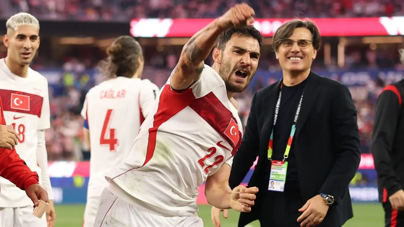 2026年世界杯：土耳其3-2美国 - 克里斯蒂安·普利西奇伤愈复出，但卡恩·阿扬的绝杀决定了D组对决