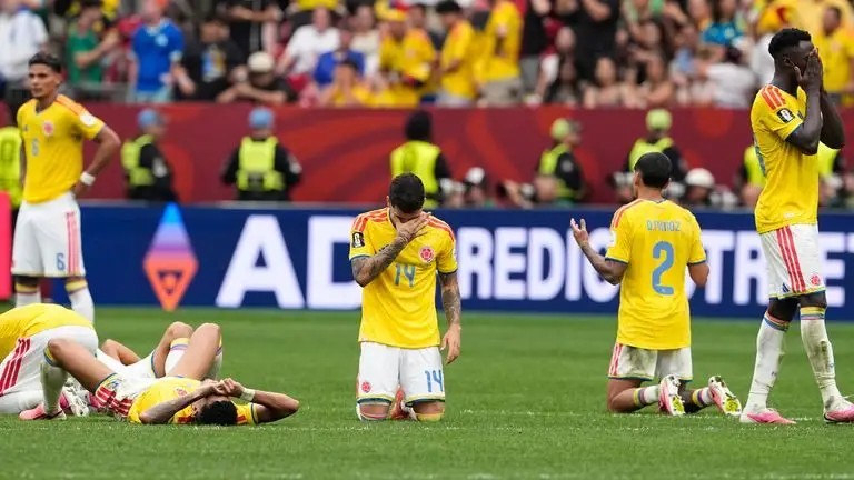 2026年世界杯：瑞士0-0哥伦比亚（点球：4-3） - 瑞士通过点球晋级四分之一决赛，将对阵阿根廷