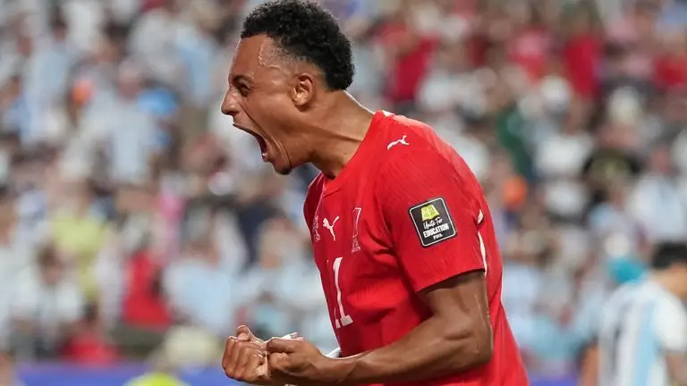 2026年世界杯:阿根廷3-1瑞士(加时赛):朱利安·阿尔瓦雷斯精彩进球助力与英格兰的半决赛