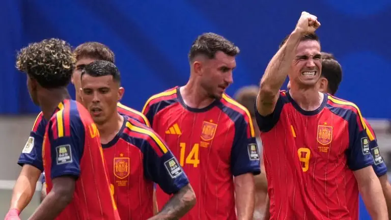 2026年世界杯:西班牙2-1比利时,米克尔·梅里诺在最后时刻打入制胜球,西班牙锁定与法国的半决赛