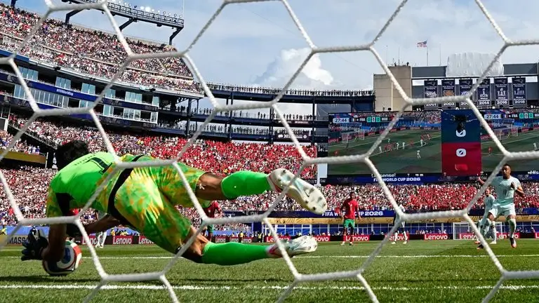 2026年世界杯：法国2-0摩洛哥 - 基利安·姆巴佩的魔力决定四分之一决赛